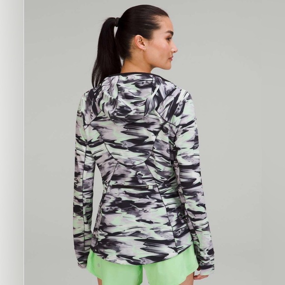 Like New! Lululemon Mist Over Windbreaker - Picture 2 of 8